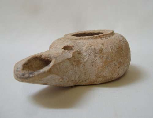 VINTAGE SOUVENIR ANCIENT ISRAELI OIL LAMP