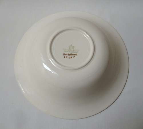 VINTAGE MYOTT & SON  22cm SALAD BOWL  c1930s