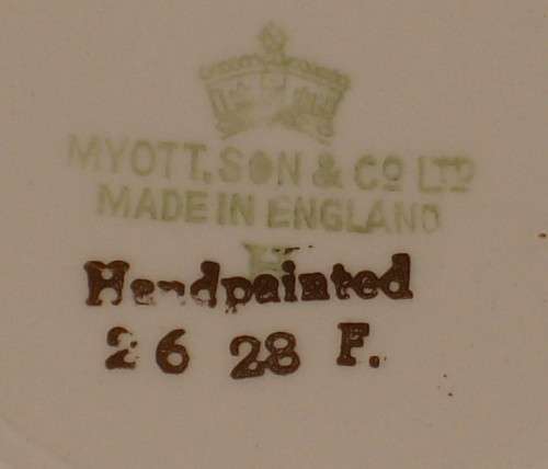 VINTAGE MYOTT & SON  22cm SALAD BOWL  c1930s