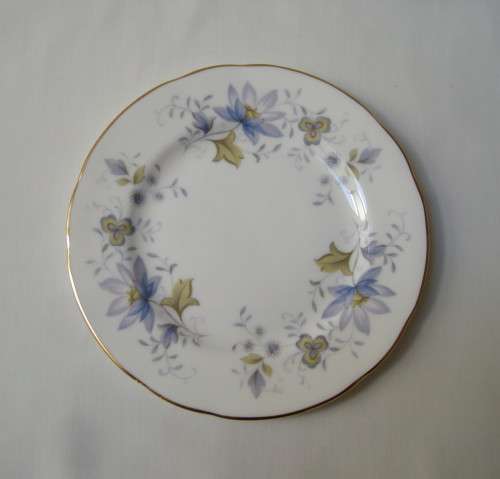 VINTAGE COLCLOUGH BONE CHINA 'RHAPSODY IN BLUE' 16cm TEA PLATE