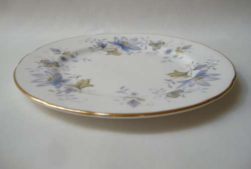 VINTAGE COLCLOUGH BONE CHINA 'RHAPSODY IN BLUE' 16cm TEA PLATE