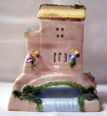 VINTAGE COALPORT FINE BONE CHINA BRIDGE HOUSE COTTAGE