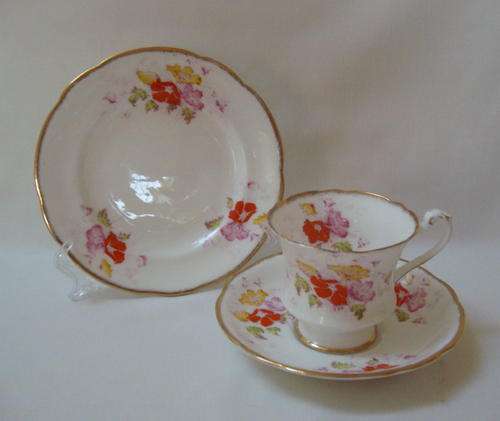 PARAGON FINE CHINA "POPPIES" TEA TRIO c1935-39