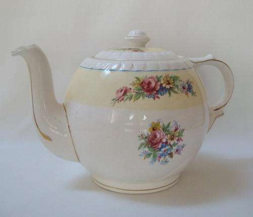 BARLOW LONGTON FLORAL TEA POT c1920-40