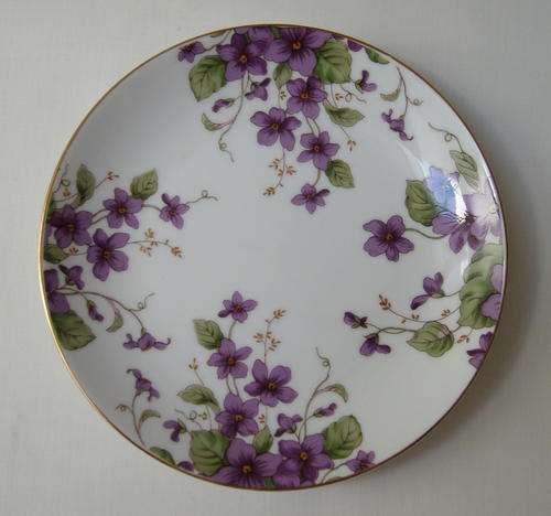 LIMOGES PORCELAIN 'VIOLETS' TEA PLATE