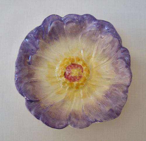 ROYAL WINTON LILAC FLOWER PIN DISH