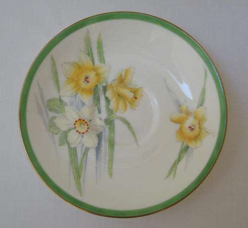 ROYAL DOULTON 'DAFFODIL' SAUCER