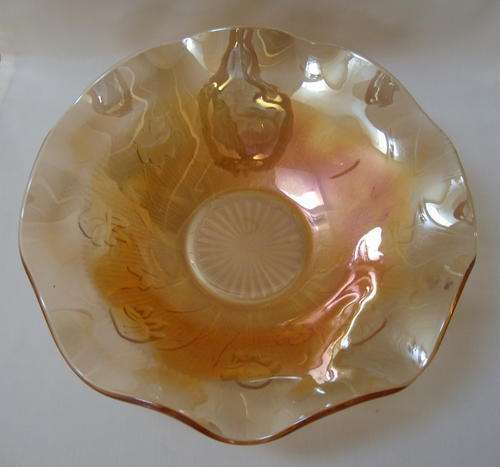 VINTAGE IRIDESCENT DEPRESSION GLASS 'IRIS & HERRINGBONE' 30cm FRUIT BOWL c1928-1950