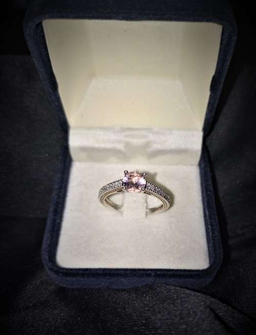 STUNNING PIENK STONE IN A SOLID 925 STERLING SILVER SETTING!!!