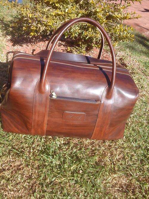 Skarf Weekend/Overnight bag - Genuine Leather - 46cm X 38cm