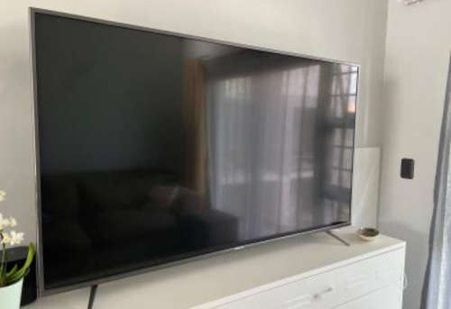 65" Panasonic SMART TV