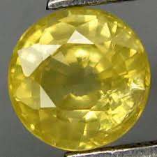 NATURAL YELLOW SAPPHIRE - ROUND 3 mm