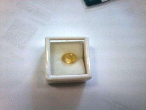 Good Quality Certified Oval Cut Natural Yellow Sapphire -6.97Cts