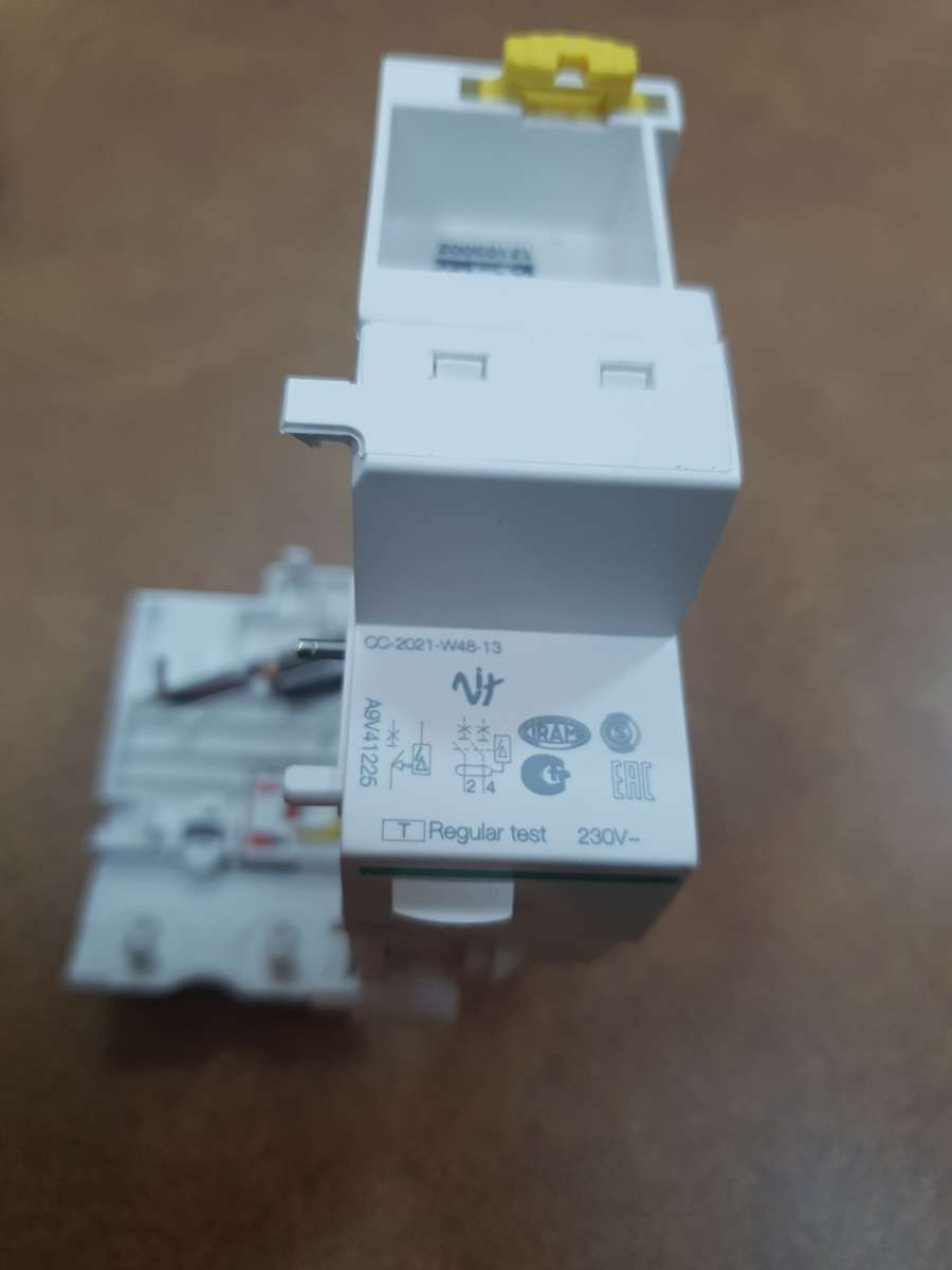 BRAND NEW  SCHNEIDER Acti9 SERIES  VIGI-IC60 EARTH LEAKAGE SWITCH.