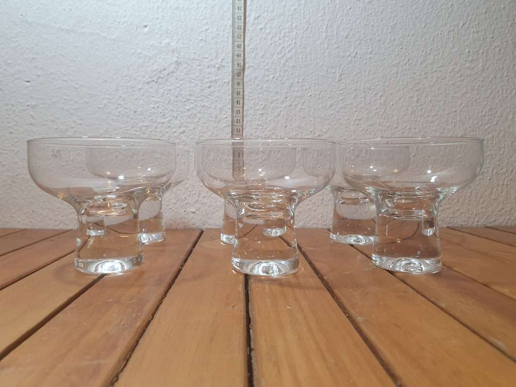 BRAND NEW SET OF 6 CUT GLASS DESSERT CUPS