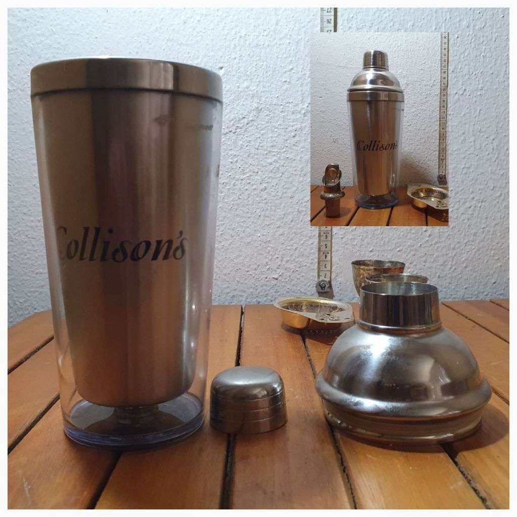 JOB LOT - OF BAR ACCESSORIES INCLUDES BRAND NEW COCKTAIL SHAKER & OTHERS.