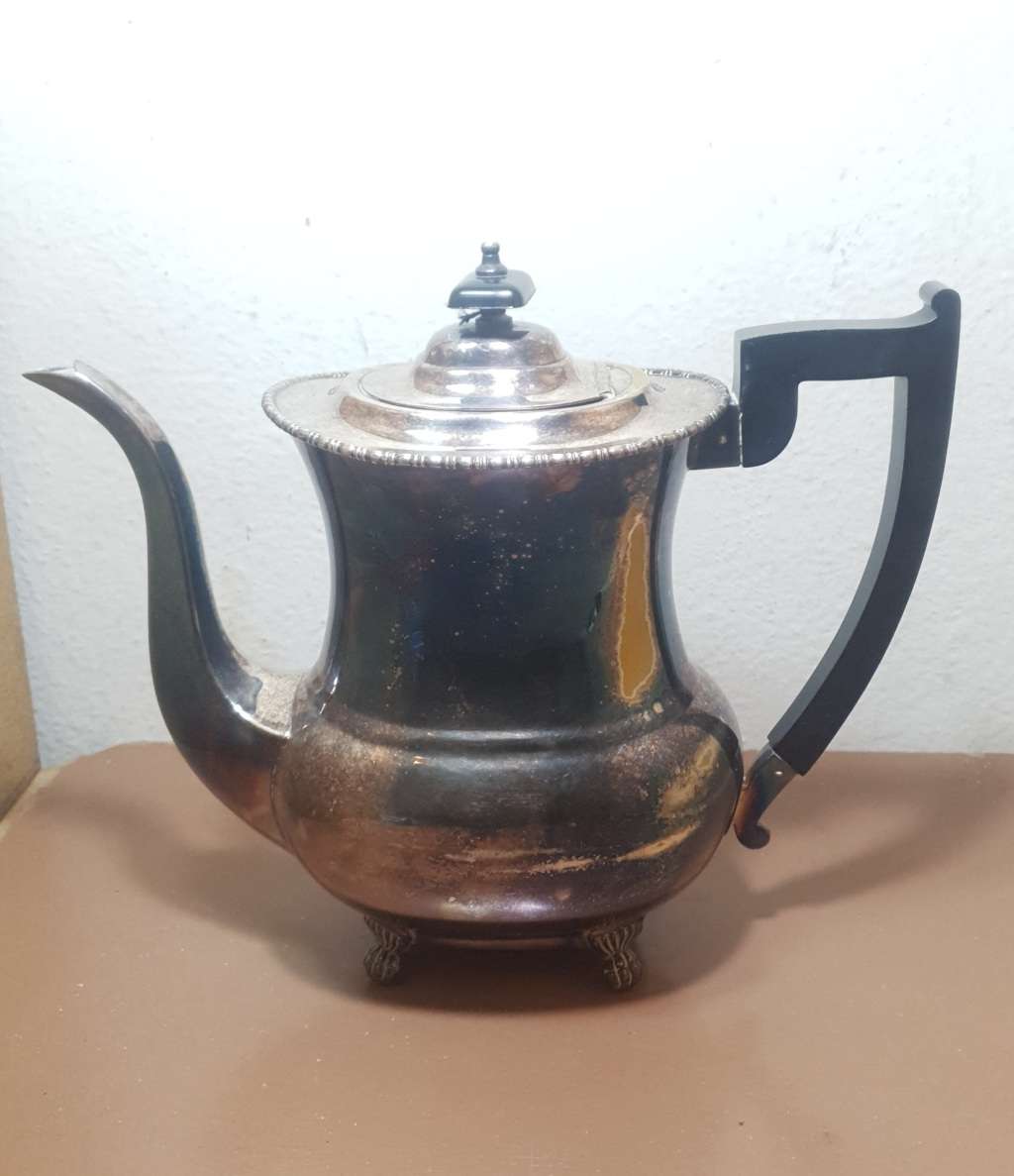 4 Piece Rare Antique Hallmarked English Tea set by  Viners of Sheffield - England in good condition.