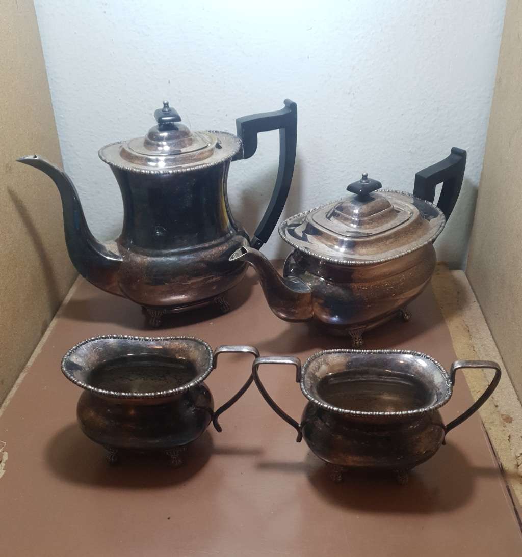 4 Piece Rare Antique Hallmarked English Tea set by  Viners of Sheffield - England in good condition.