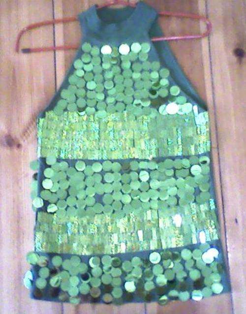 Stunning vintage top for an evening out. Size 32 - 34