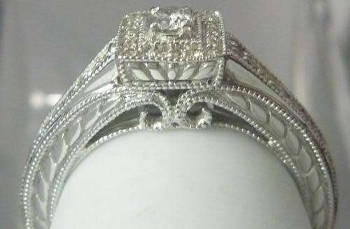 **UNBEATABLE VALUE [R29412]** HIGH QUALITY [0.400ct] DIAMOND RING [3.724g] WHITE GOLD