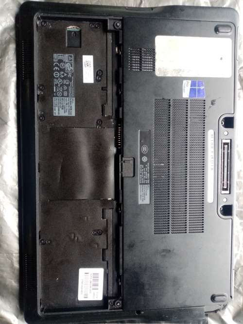 DELL LATITUDE E7250 i5 5300 8 GB RAM