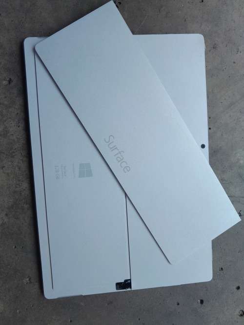 MICROSOFT SURFACE 1631 PRO 3 SILVER FOR SPARES