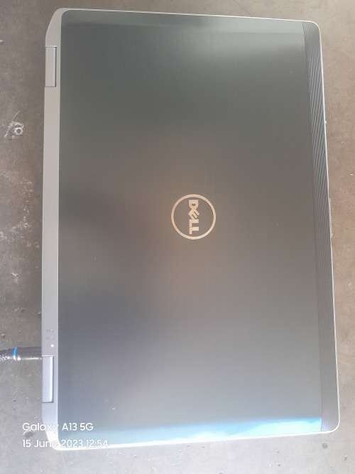 DELL LATITUDE E6530 i7 8GB RAM