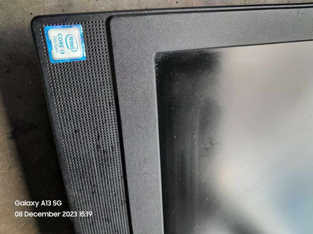 LATE ENTRY DELL OPTIPLEX 3050 i3 7th Gen ALL IN ONE PC