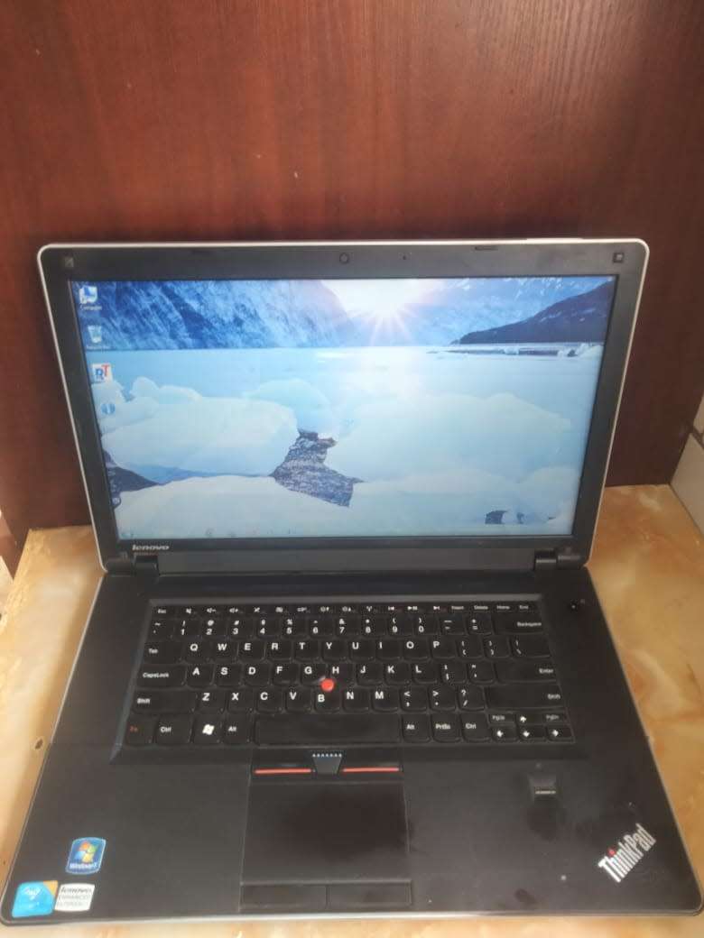 HEAVY DUTY LENOVO THINKPAD EDGE i3 Windows 10