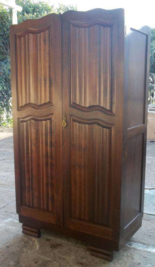 VINTAGE 2 DOOR IMBUIA  WARDROBE