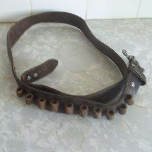 OLD GENUINE LEATHER BANDELIER