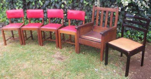 6 X VINTAGE CHAIRS SOLD AS ONE