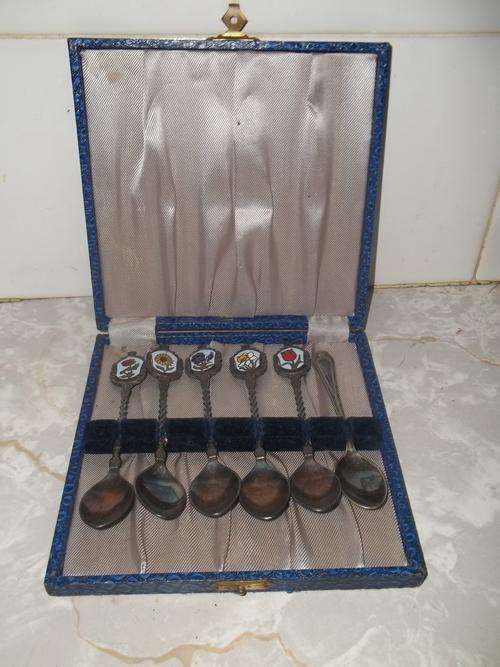 LOVELY COLLECTABLE TEA SPOONS