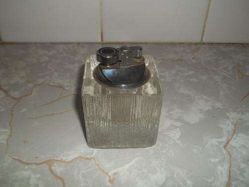 GLASS TABLE TOP LIGHTER