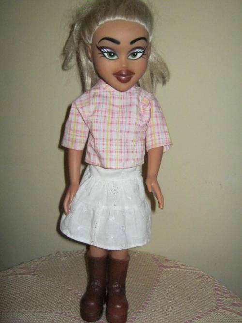 Bratz Doll (+/- 45cm)