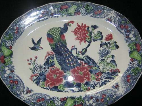 Large Collectable Oval Decorative Plate (45.5cm x 35cm)