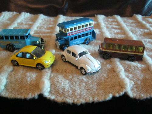Lot of 5 Die Cast Cars