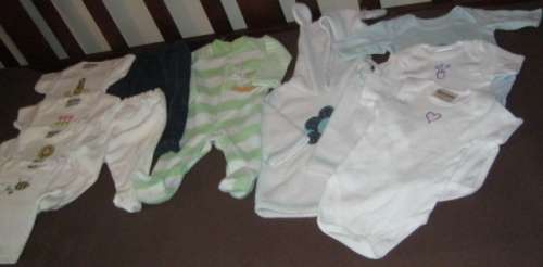 Lot of 11 babies' clothing, all newborn but 1 - R13.64 per item.
