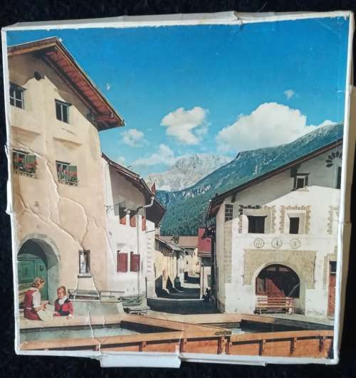 Vintage Swiss Made Embroidered Handkerchiefs (3)