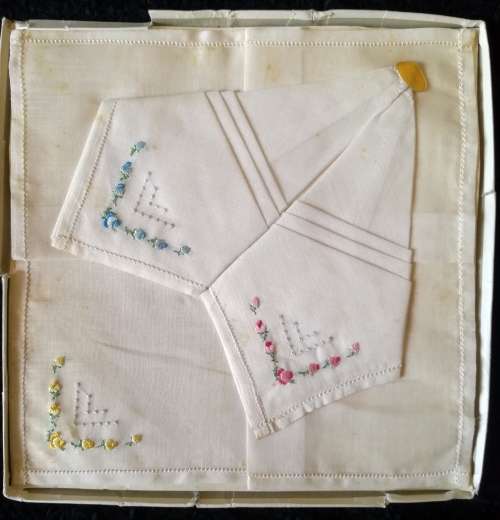 Vintage Swiss Made Embroidered Handkerchiefs (3)