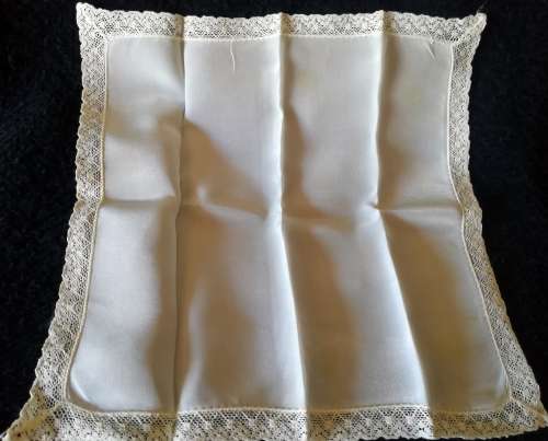 Vintage Embroidered Handkerchiefs (8)