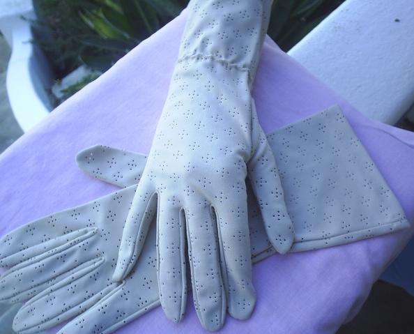Light Beige Gloves