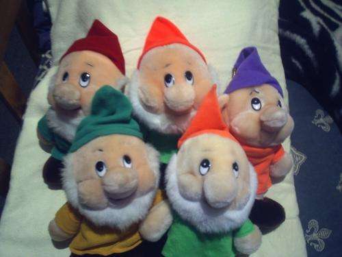 Five Dwarfs (Snow White) (+/- 20cm)