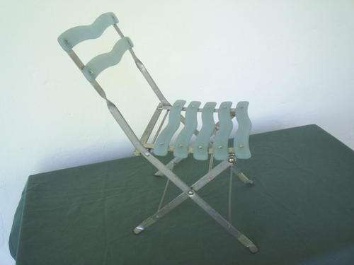 Kids Metal Frame Fold-Up Chair (44cm x 24cm)