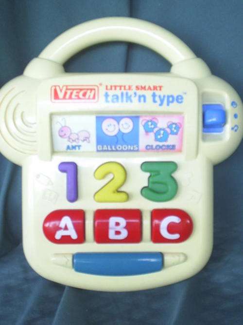 Vtech Little Smart Talk'n Type