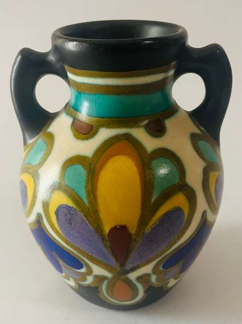 Early Gouda vase
