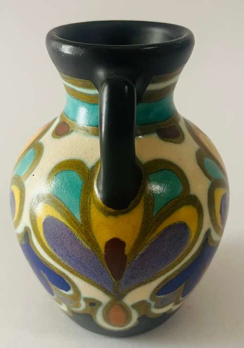 Early Gouda vase