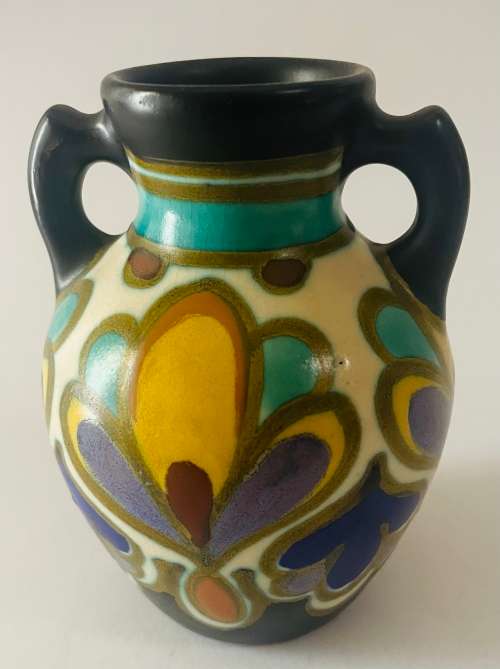 Early Gouda vase