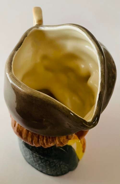 Royal Doulton Toby Mug D6634 `the gardener `