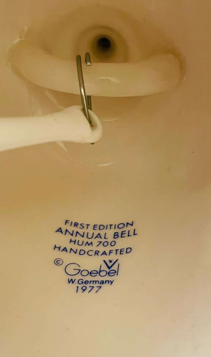 Hummel of Germany - Bell made in 1978.